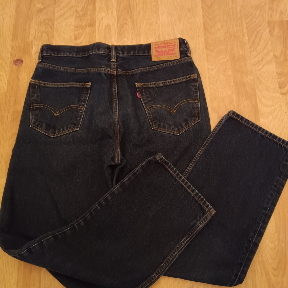Levi's 550 /  Men's/  Dark Indigo Straight Jeans/ Size W 35 L 32